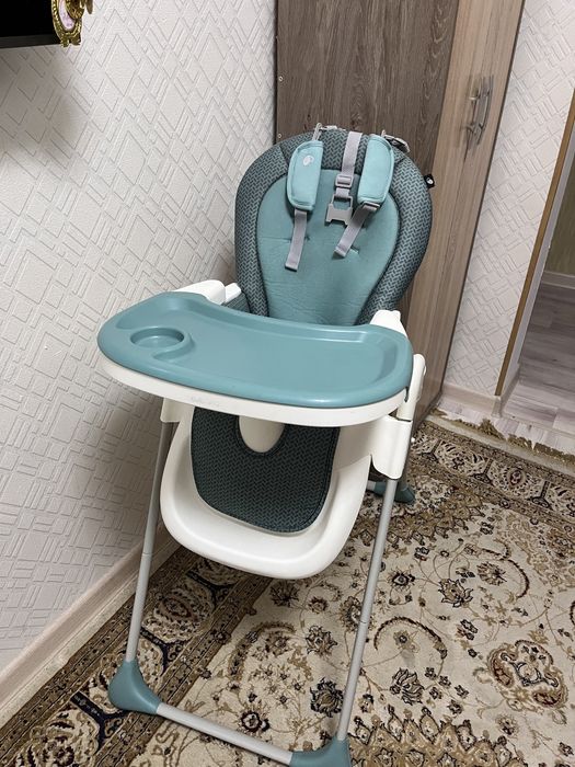Стульчик для кормления (стол)