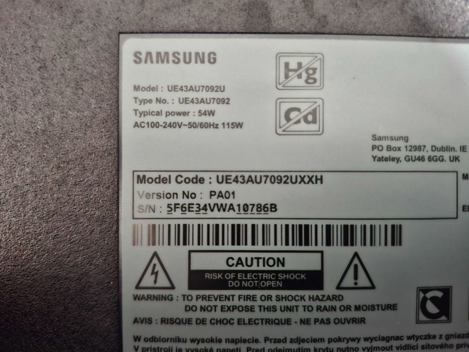 Samsung UE43AU7092U за ремонт или за части.