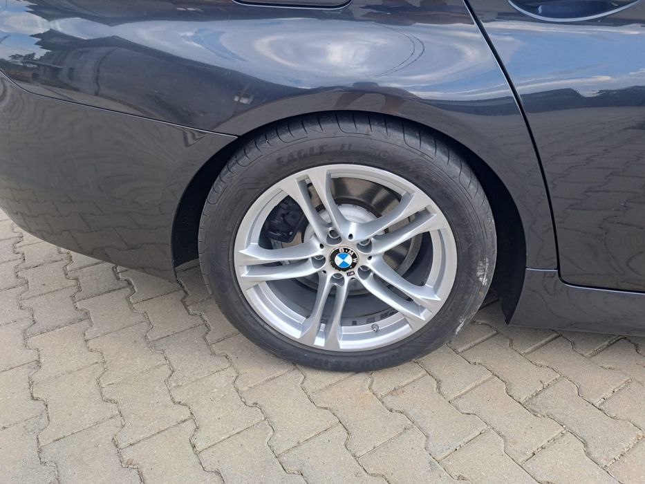 Jante Style 613 originale M pachet BMW F10 F11 R18 doua latimi