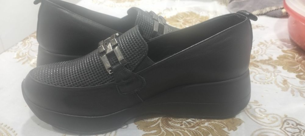 Жениский Обувь кожа