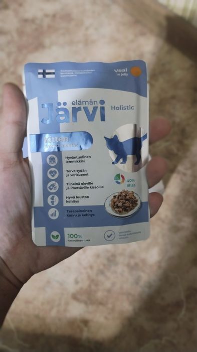 Продаю кошачий корм