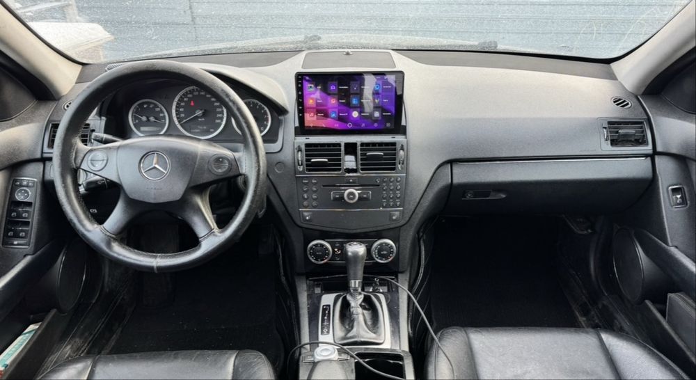 W204 Mersedes bens