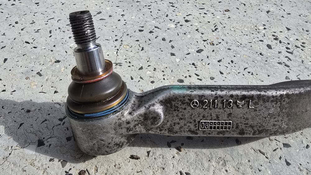 Преден носач за мерцедес W211