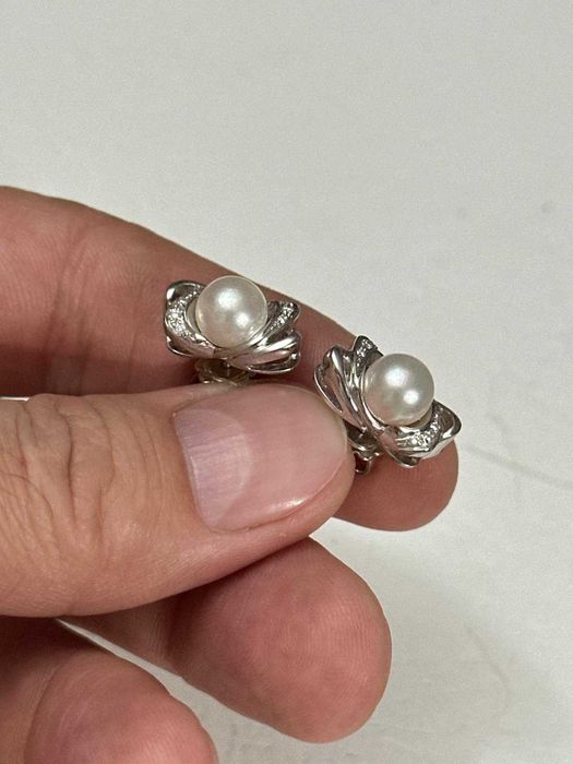 CERCEI AUR alb 18K + 6 Diamante + 2 Perle - 8g. - Deosebiti - De Firma !