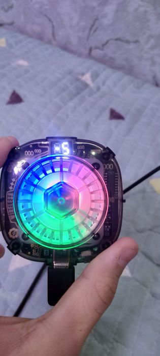 Кулер для телефона в отличном состоянии