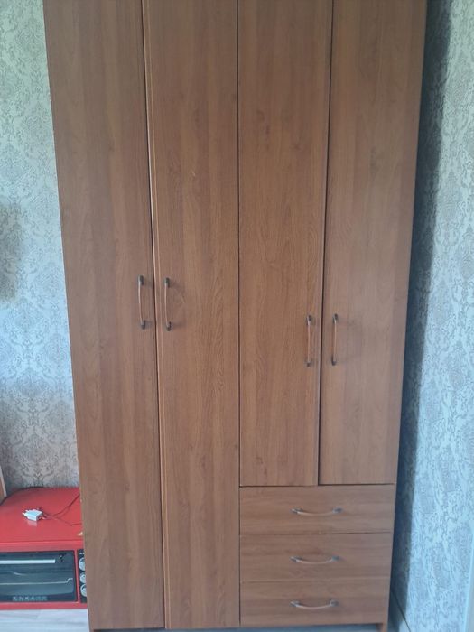 Шкаф для прихожей,спальни