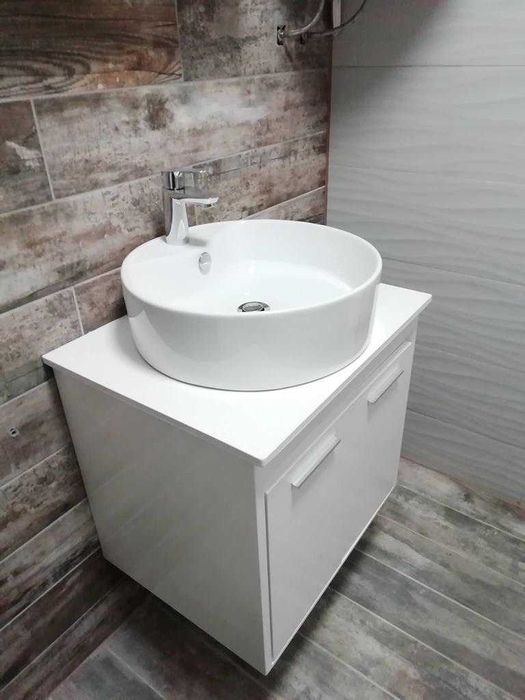 Шкаф за Баня . Мебели за Баня