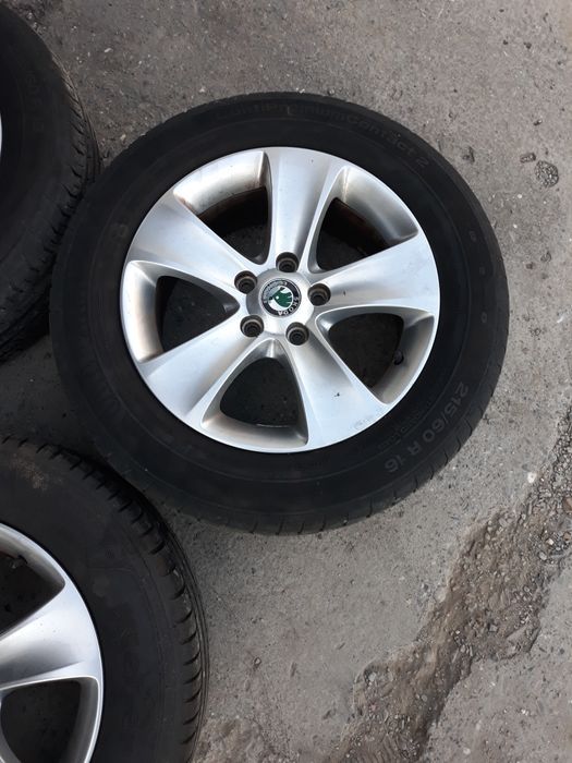 Set 4 jante aluminiu Skoda octavia cu anvelope 205 60 16 5 x 112 Octavia Golf 5.6.7 Touran