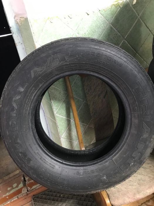 Резина летняя б/у 225/70/ R16