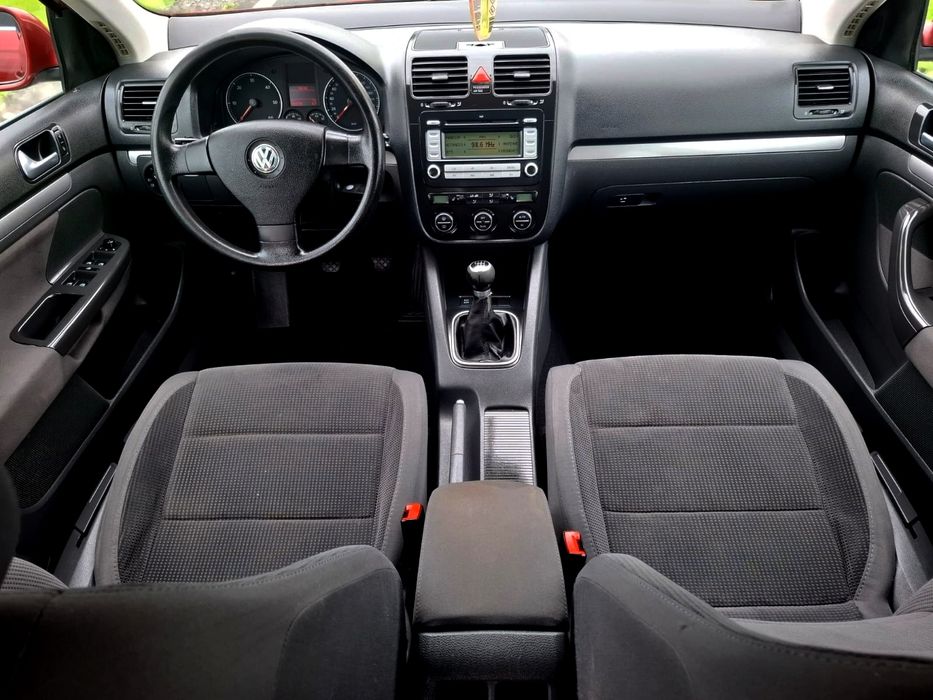 De vinzare golf 5 varianta 4 motion - 2008 euro 4