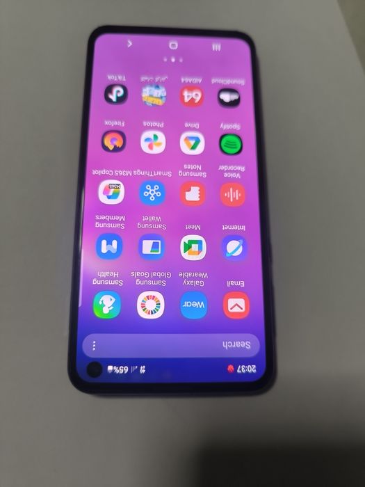 Samsung S10e-128 gb-8 GB