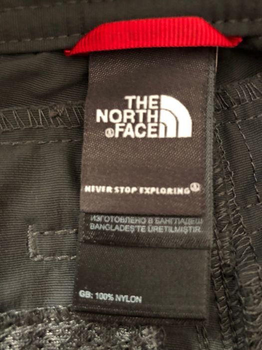 The North Face-pantaloni 2 in 1 drumetii/trakking de dame , marimea 40