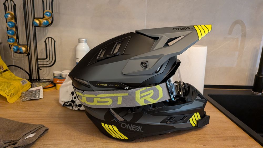 Casca enduro adventure Oneal EX SRS Negru / Gri / Galben Neon 2025 masura M