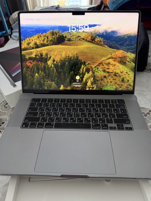 Macbook Pro (16,2) M2 chip память 16/512