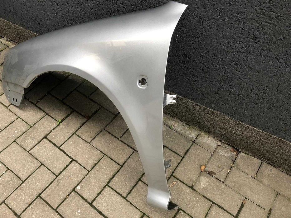 Aripa Fata Stanga Skoda Octavia 1/I 1998-2007 Vopsita Gri Deschis