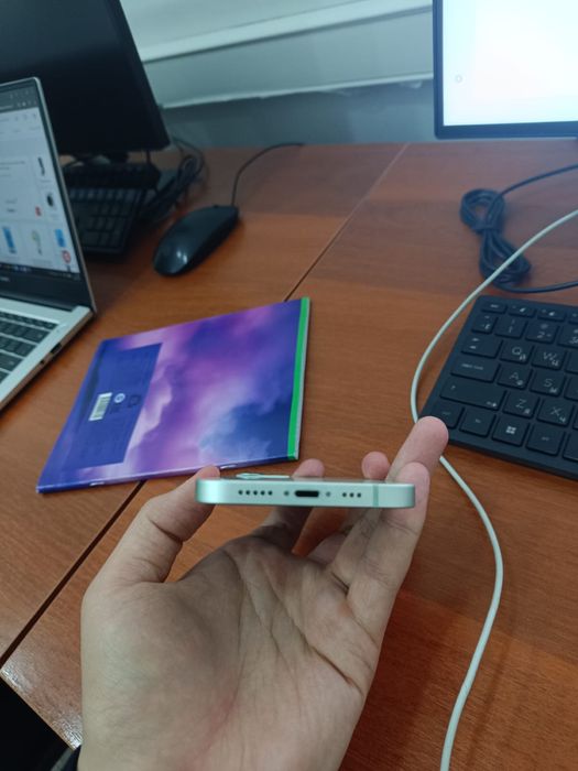 Айфон 12 128гб 77%