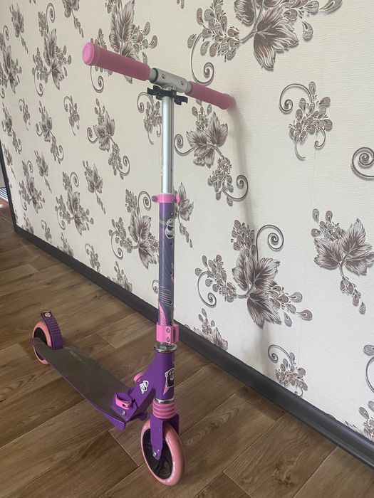 Самокат для девочки