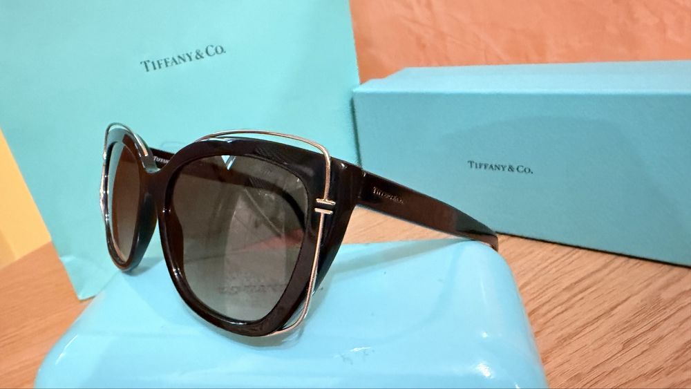 Слънчеви и диоптрични очила Tiffany Dior