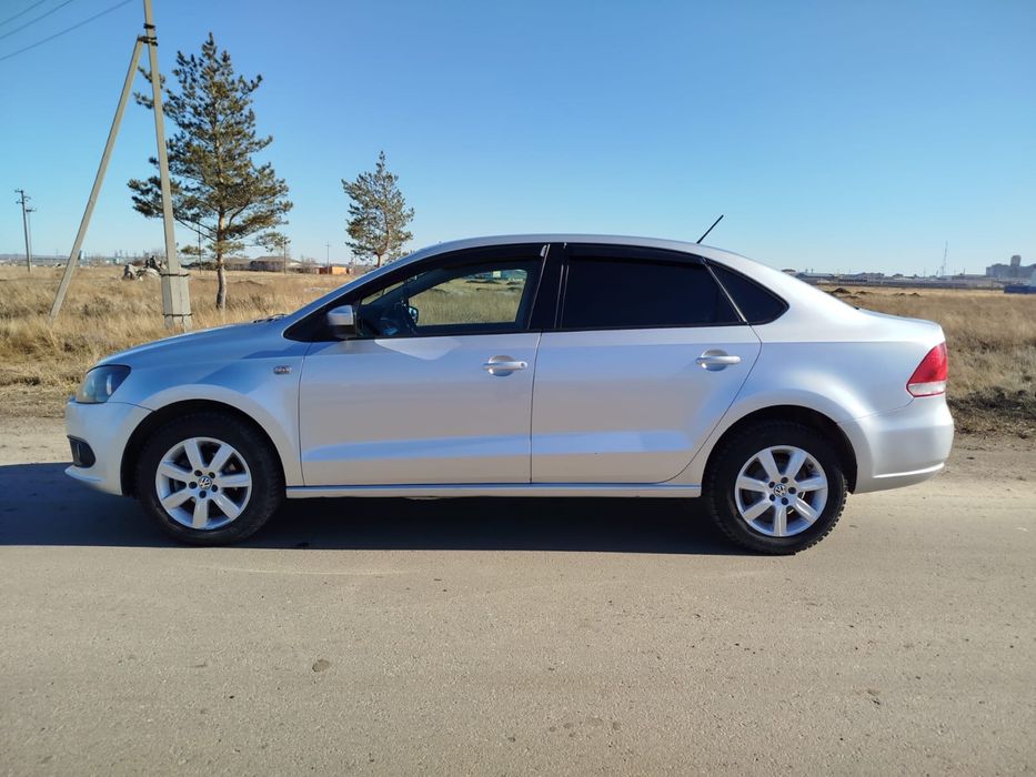 продам фольсфаген поло