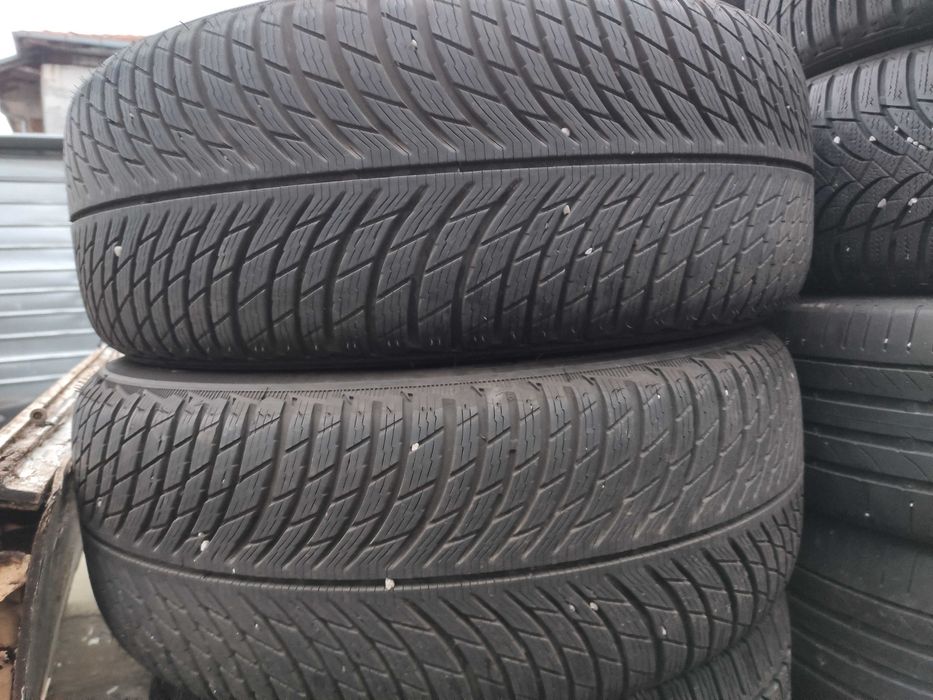 2бр Като нови зимни гуми 235 50 19 - Michelin - DOT 2024