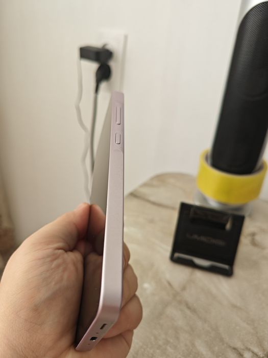 Samsung Galaxy A35 (8/256) 5G в идеале