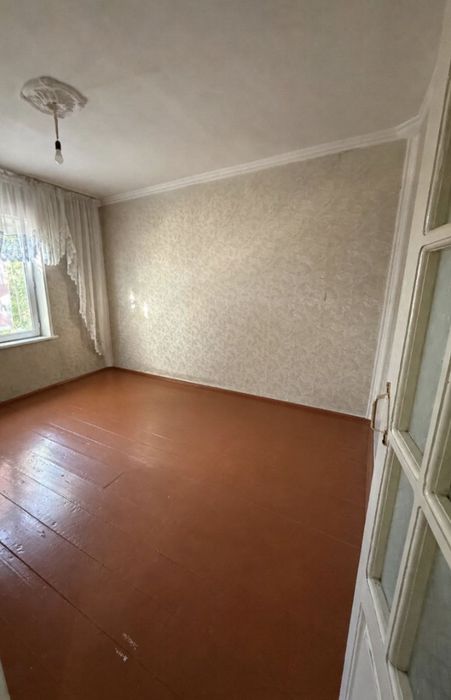 Продается 3/1/4 квартира Геофизика