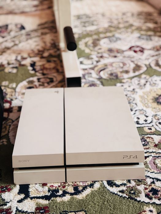 Продам ps4 sony