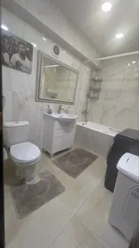 Квартира на Ц5-Финанс институт 4/3/4 общ пл 85м с обстановкой