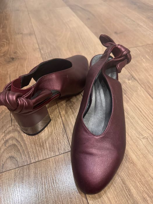 Продам стильные туфли