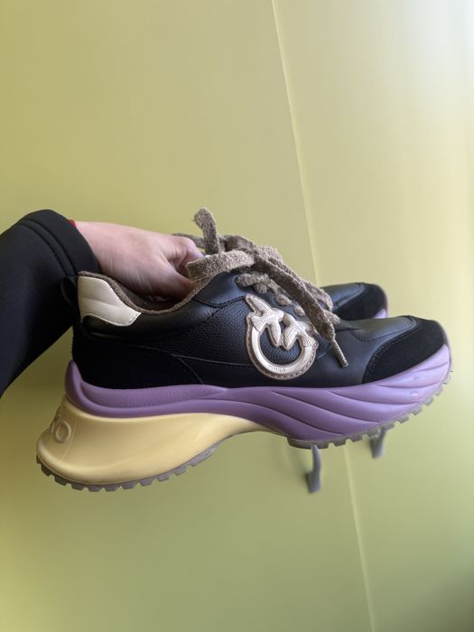 Маратонки  pinko