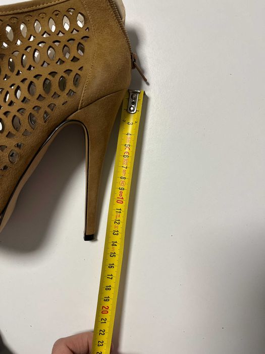 Pantofi / sandale / botine decupate dama ALDO Piele, marime 38.5