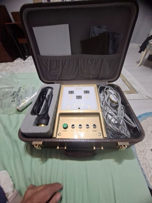 Электрический массажер