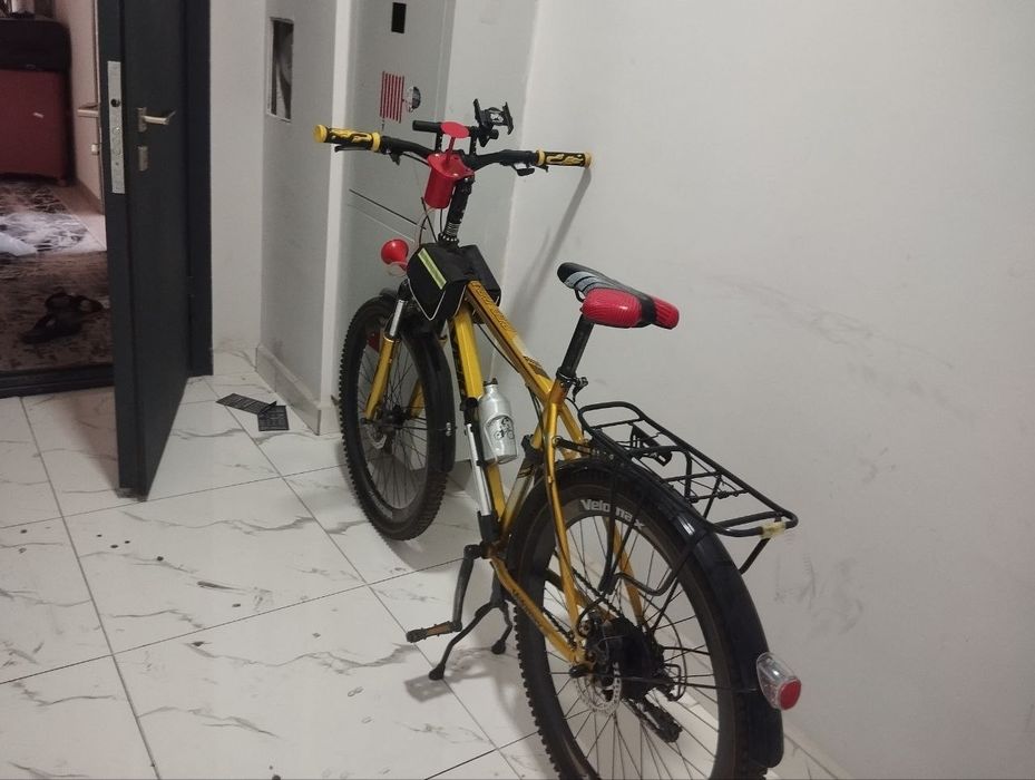 velosiped 26  holati ideal srochniga sotiladi .