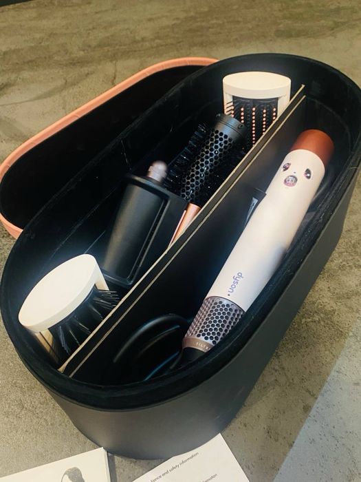 Dyson airwrap complete long pink