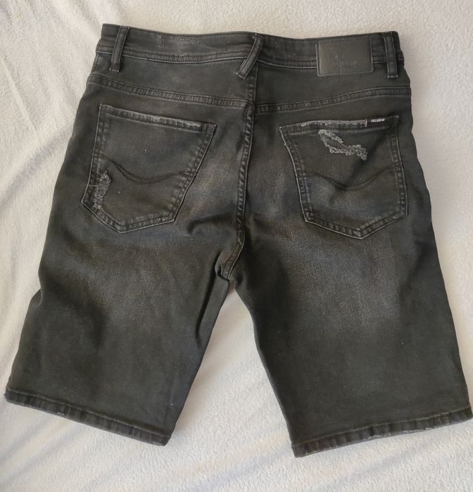 Pantaloni scurți Pull&Bear