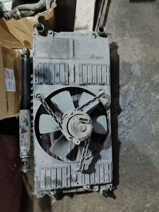 Продам запчасти на пассат Б3