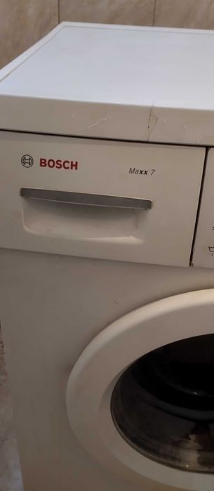 Продам стиральную машину Бош.