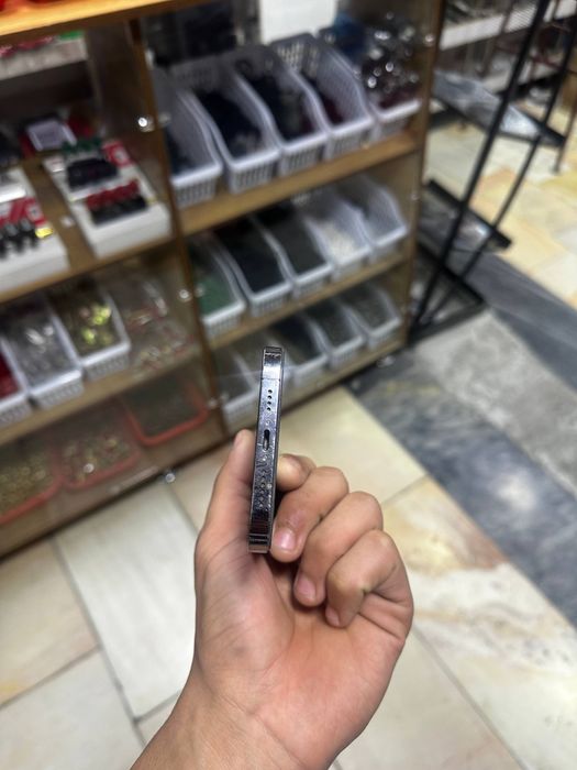 IPHONE 12 pro max sotilad