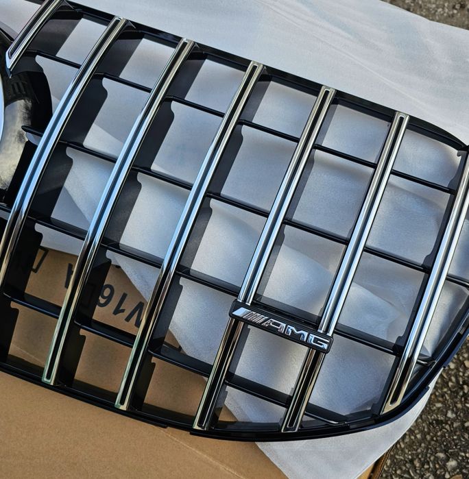 AMG емблема решетка W463W213X167W167C167W206W205W464W177C118W217C257