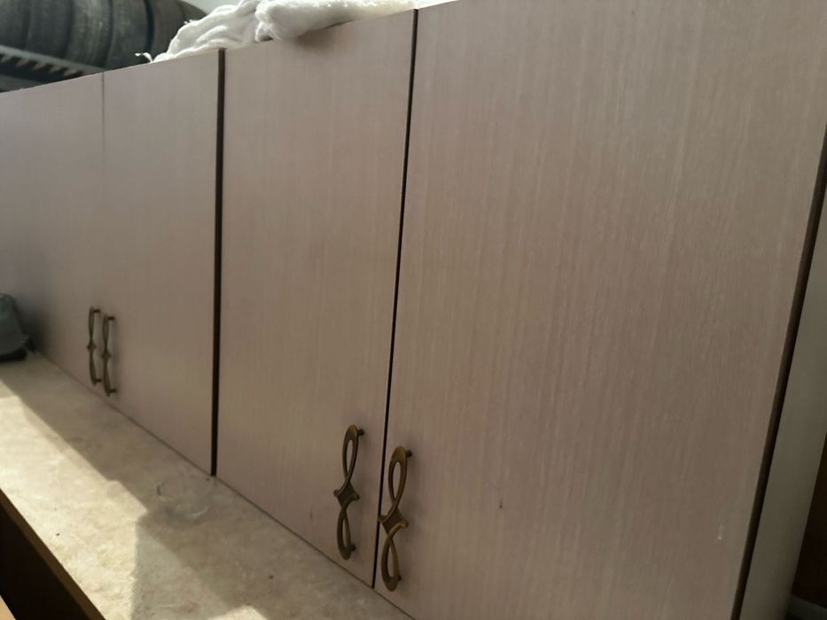 Кухонный гарнитура сатылады