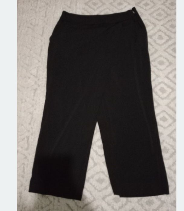 De vânzare pantaloni damă petrecuți