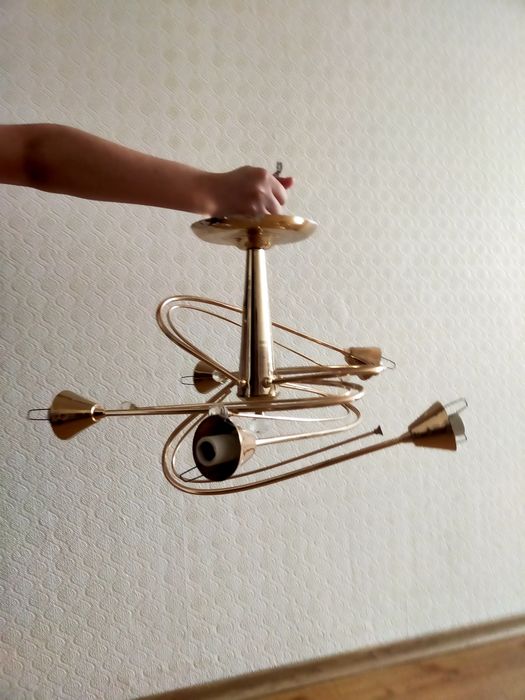 Люстра потолочная