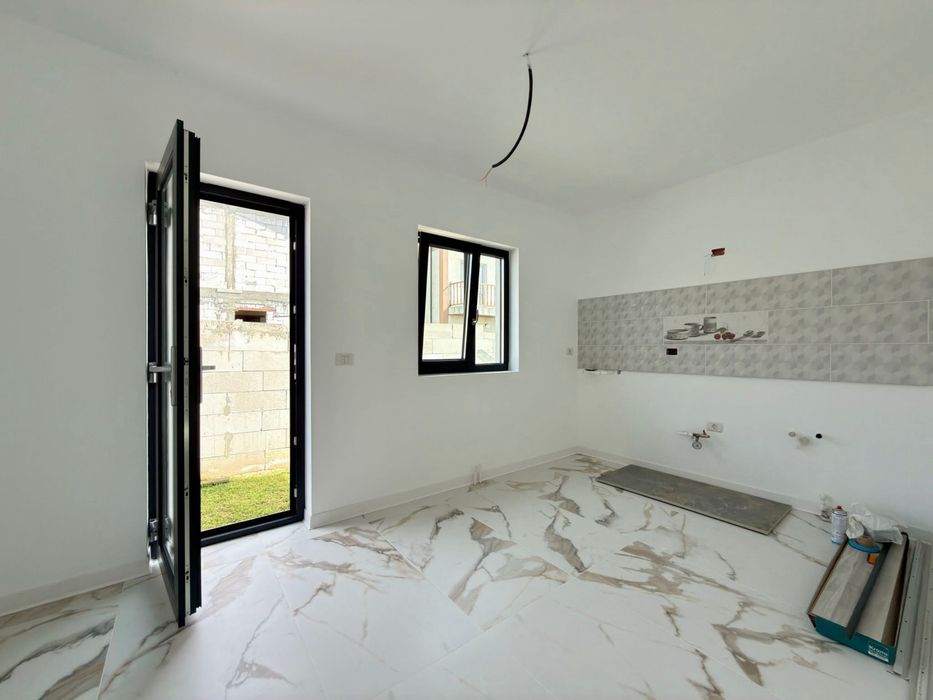 Vand casa modulara 90 mp
