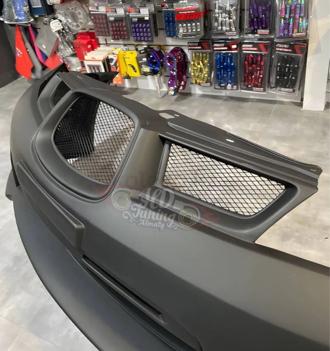 Бампер передний STI Subaru Impreza GDB Лиса