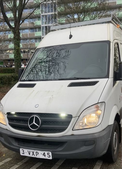 Mercedes Sprinter 2.2 CDI Специализиран бус за видео наблюдение / мобилен контролен център