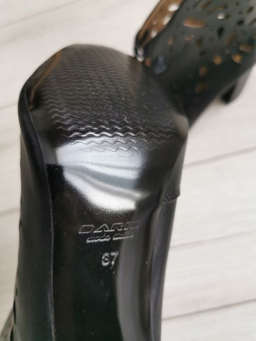 Летни боти Дарис Daris