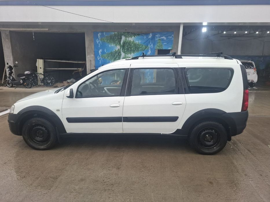 Ларгус сотилади срочни пул зарур ищи йук нахади полна краска булган.