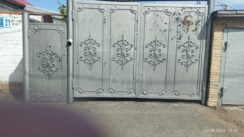 Продам ворота металлические