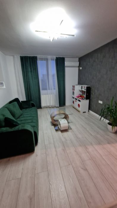 Garsoniera de inchiriat