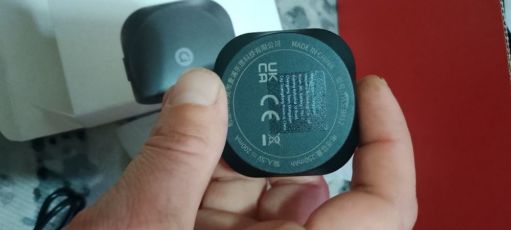 Продам наушник бренд Асус